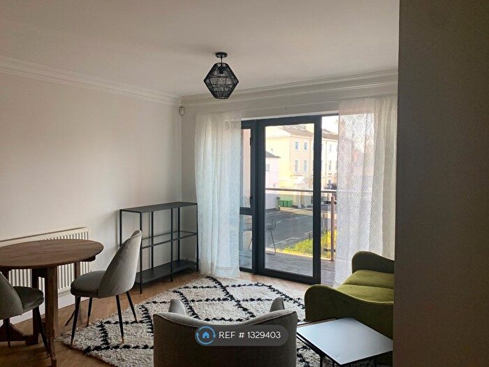 2 Bedroom Flat To Rent In The Pinnacle, Nottingham, NG1