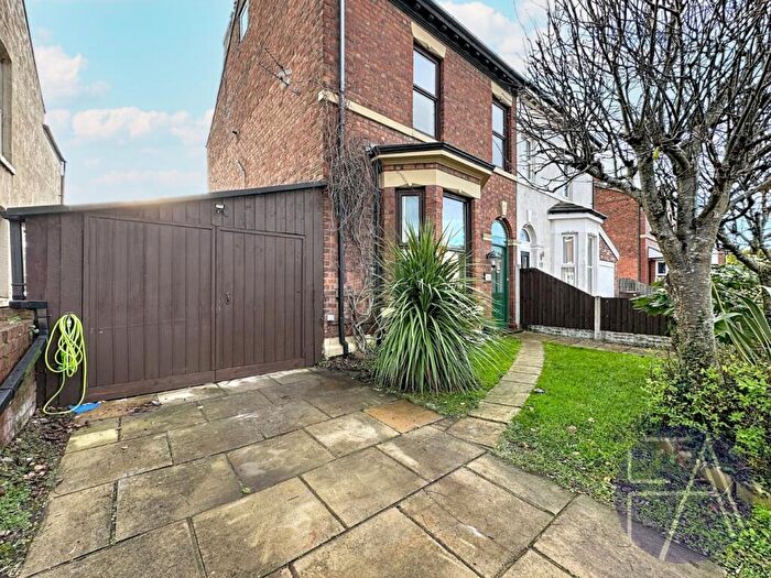 3 Bedroom Semi-Detached House For Sale In Hart Street, Southport, Merseyside, PR8