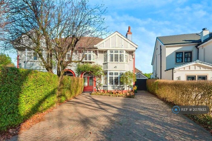 4 Bedroom Semi-Detached House To Rent In Menlove Avenue, Liverpool, L18