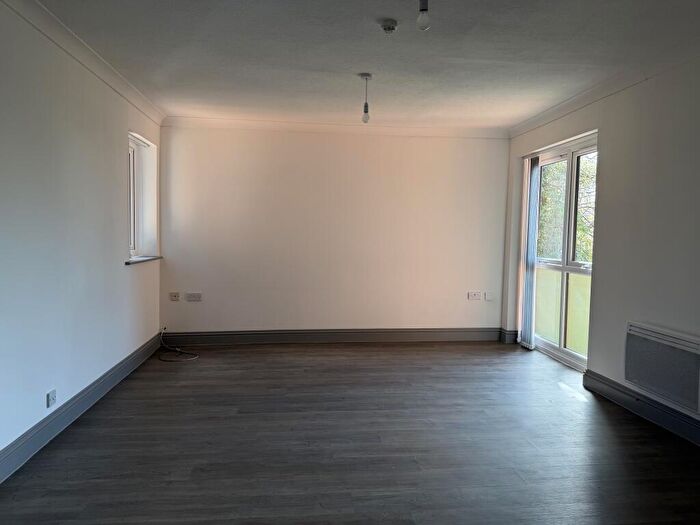 2 Bedroom Apartment To Rent In Beech Grove, PR1