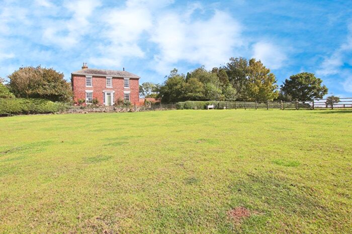 4 Bedroom Detached House For Sale In Owstwick, Hull, East Riding Of Yorkshire, HU12