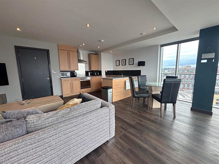 2 Bedroom Apartment To Rent In Apartments, Albion Street, Leeds, K2