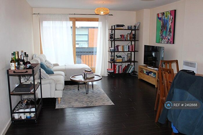 2 Bedroom Flat To Rent In Cam Road, Stratford, E15