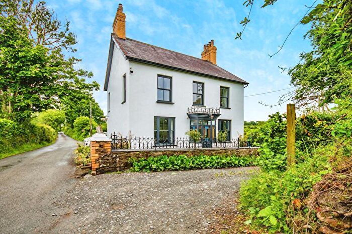 6 Bedroom Detached House For Sale In Blaencelyn, Llandysul, SA44