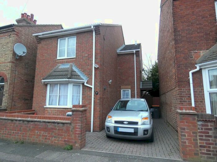 3 Bedroom Detached House To Rent In Cleveland Street, Kempston, MK42