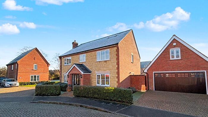 4 Bedroom Detached House For Sale In Marsh Road, Ambrosden, Bicester, OX25