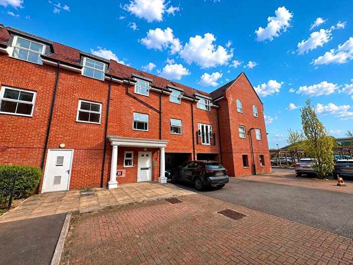 2 Bedroom Flat For Sale In Ashville Way, Wokingham, Berkshire, RG41