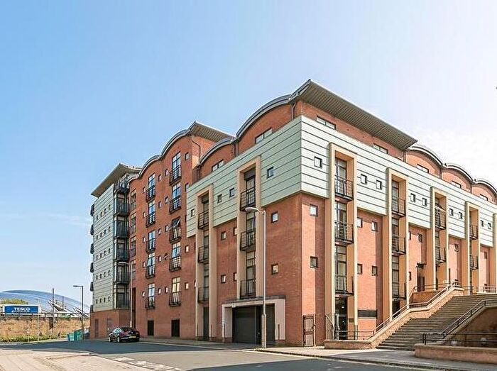 2 Bedroom Apartment To Rent In Curzon Place, Gateshead, NE8