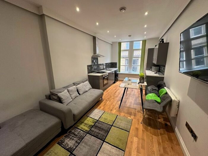 2 Bedroom Flat To Rent In John William Street, Huddersfield, HD1