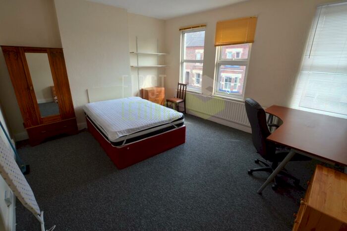 4 Bedroom Terraced House To Rent In Clarendon Park Road, Leicester, LE2