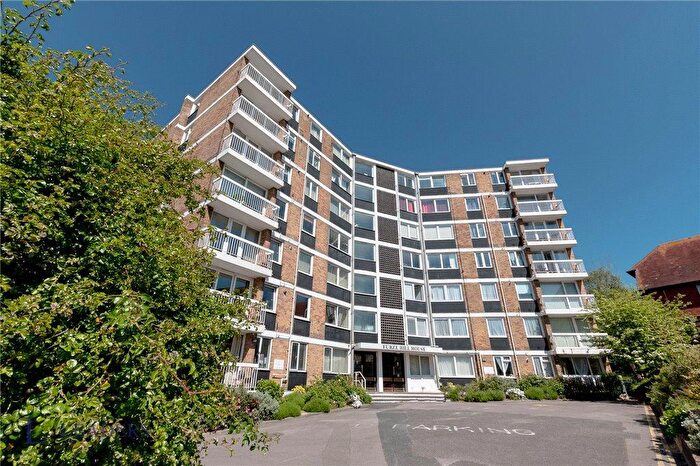 2 Bedroom Flat To Rent In Furze Hill House, Furze Hill, BN3