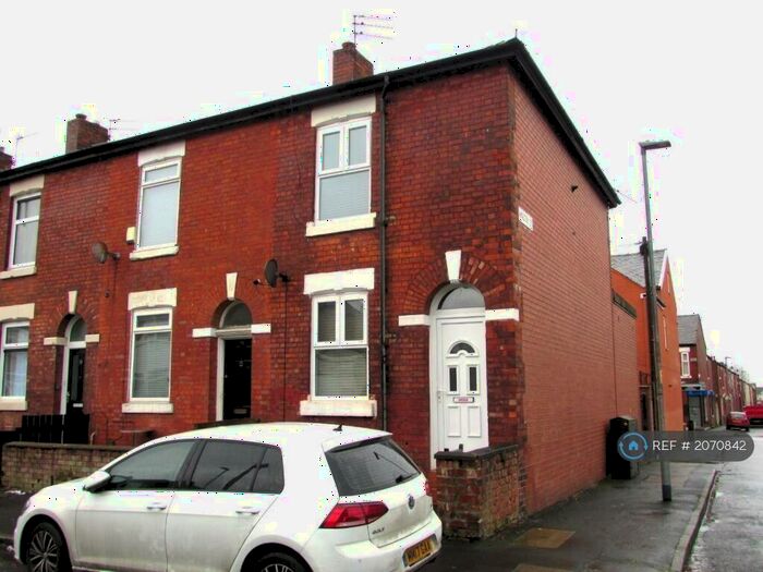 2 Bedroom Terraced House To Rent In Butman Street, Manchester, M18