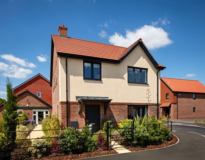 4 Bedroom Detached House For Sale In Plot Green Park Gardens, Goffs Oak, Waltham Cross, EN7