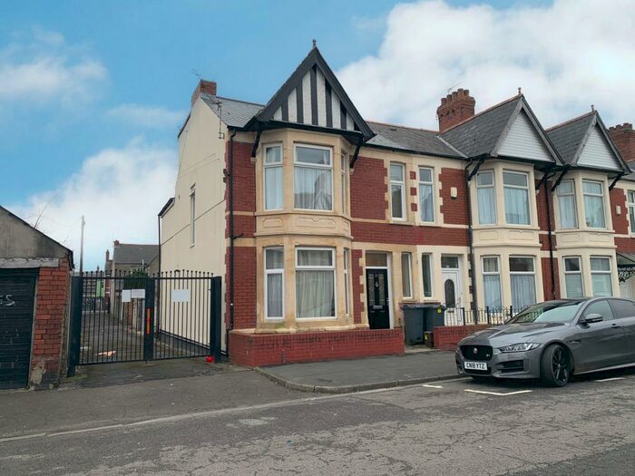 1 Bedroom Flat To Rent In Dinas Street, Cardiff, CF11