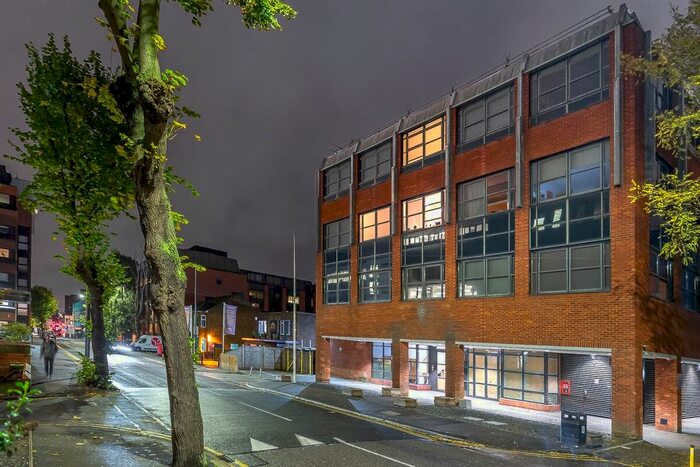 1 Bedroom Flat To Rent In Scimitar House, Eastern Road, London, London, RM1