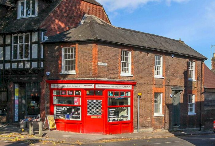 2 Bedroom Apartment To Rent In Manor Street, Berkhamsted, HP4