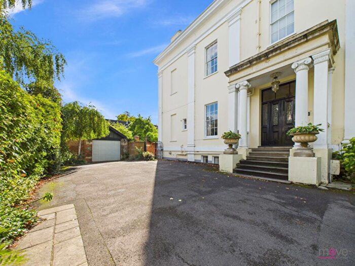 1 Bedroom Flat To Rent In Pittville Lawn, Ellingham House, GL52