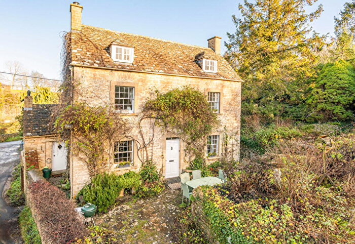 3 Bedroom Detached House For Sale In Thompsons Hill, Sherston, SN16