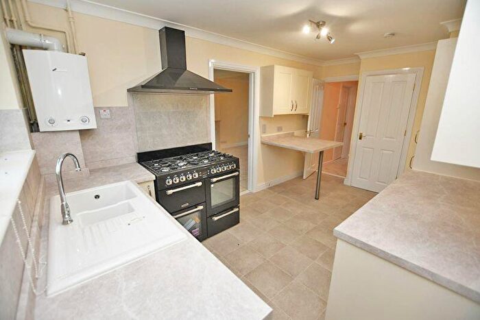 2 Bedroom Bungalow For Sale In Trapfield Close, Maidstone, ME14