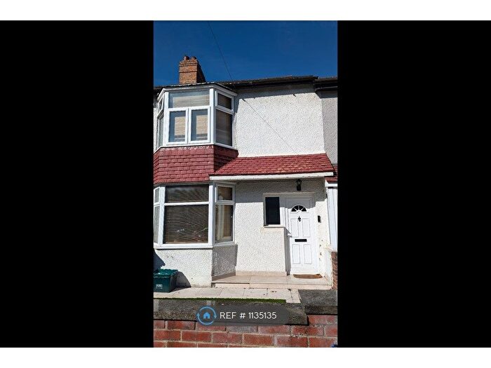 3 Bedroom Terraced House To Rent In Bank Avenue, Mitcham, CR4