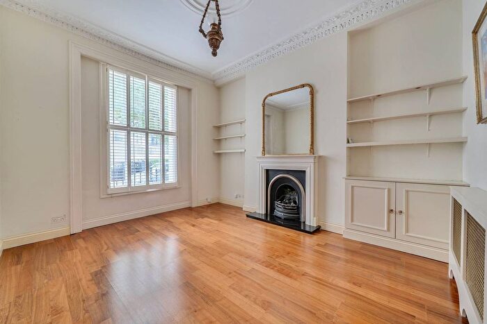 1 Bedroom Flat For Sale In Gloucester Street, Pimlico, London, SW1V