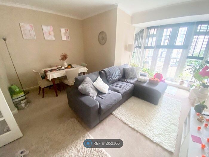 2 Bedroom Flat To Rent In Marsham Court, London, SW1P