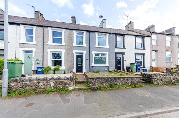 2 Bedroom Terraced House For Sale In Caernarfon Road, Bangor, Gwynedd, LL57