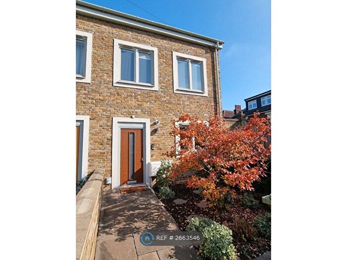 2 Bedroom Semi Detached House To Rent In Park Rise Road, London, SE23