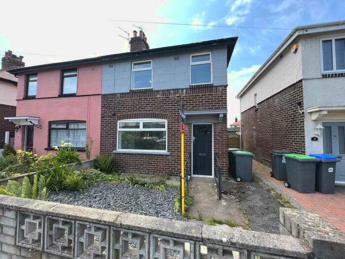 3 Bedroom Semi-Detached House To Rent In Edgeway Road, Blackpool, FY4