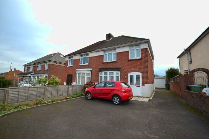 3 Bedroom House To Rent In Highlands Road, Fareham, PO15