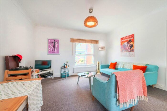 2 Bedroom Flat To Rent In Regents Park Road, Chalk Farm, NW1