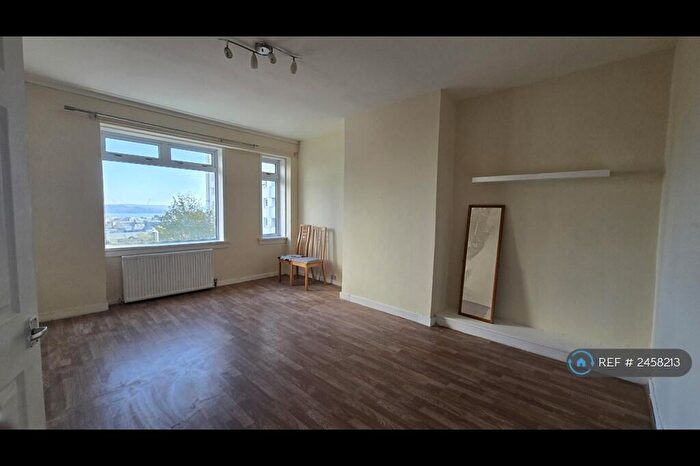 3 Bedroom Flat To Rent In Hilltown Terrace, Dundee, DD3