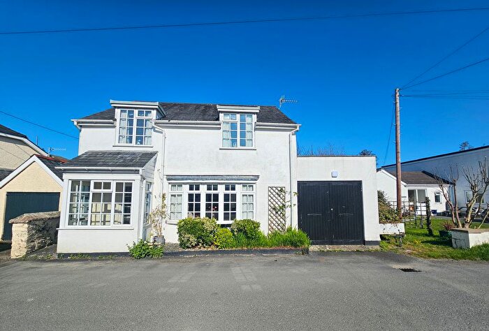 3 Bedroom Detached House For Sale In Dol-Y-Bont, Borth, SY24