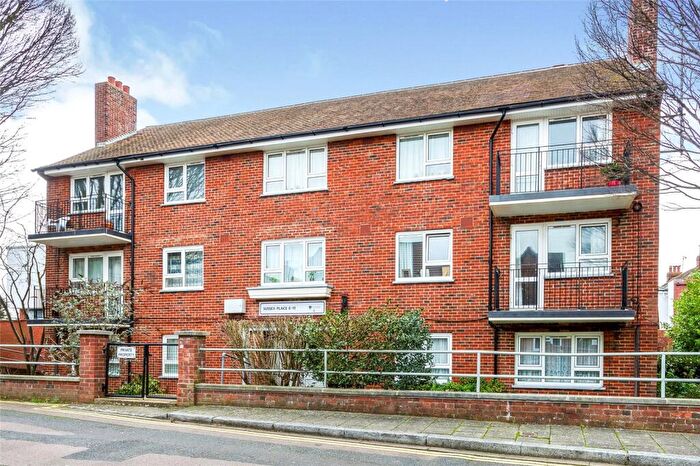 2 Bedroom Apartment For Sale In Sussex Place, Southsea, PO5