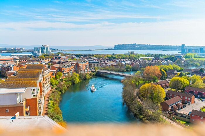 2 Bedroom Penthouse For Sale In Hansen Court, Cardiff Bay, CF10