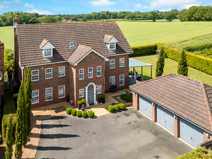 7 Bedroom Detached House For Sale In Pebworth Drive, Hatton, Warwick Warwickshire, CV35