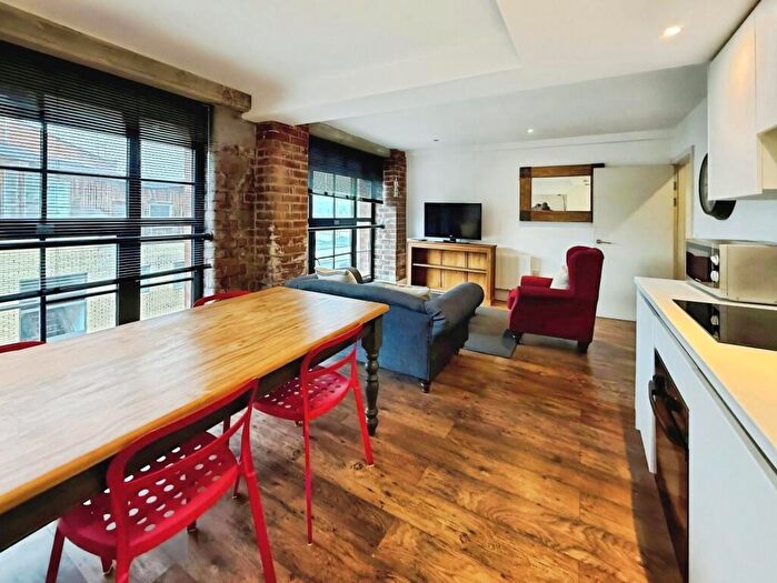 1 Bedroom Flat To Rent In Crispin Lofts, New York Road, Leeds, West Yorkshire, LS2