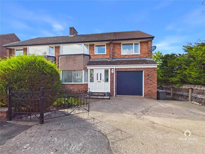 4 Bedroom Semi-Detached House For Sale In Hastings Avenue, Durham, DH1