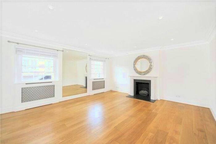 2 Bedroom Flat To Rent In William Street, Knightsbridge, SW1X