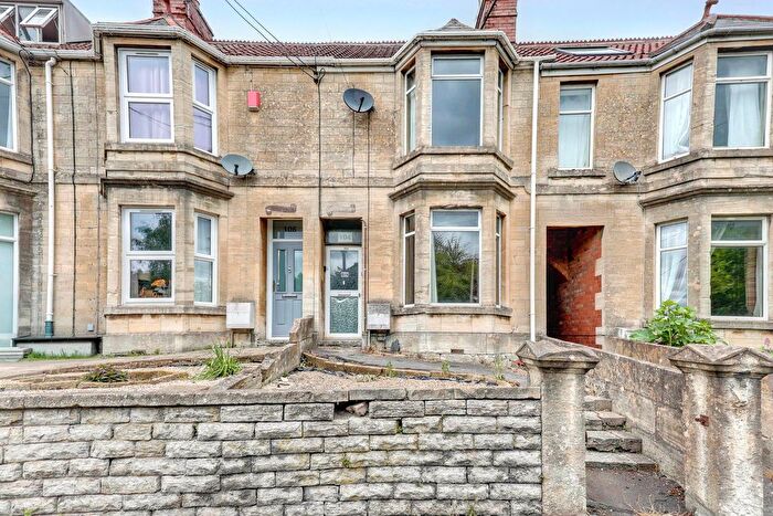 3 Bedroom Terraced House For Sale In Frome Road, Trowbridge, BA14