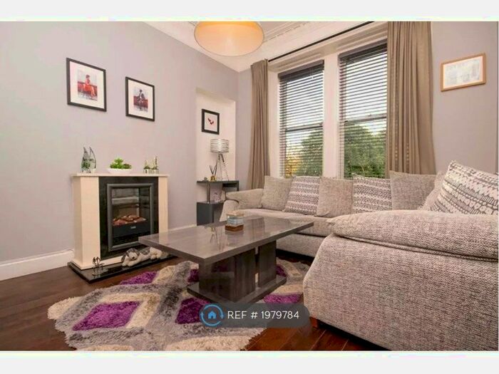 1 Bedroom Flat To Rent In Macintyre Place, Paisley, PA2