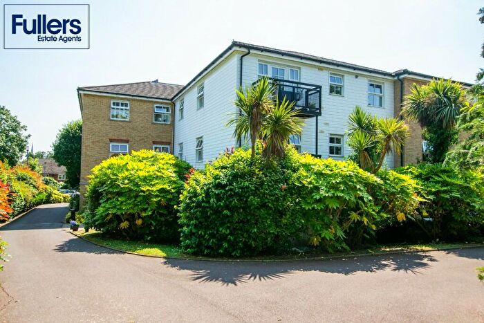 2 Bedroom Flat To Rent In Bycullah Road, London, EN2