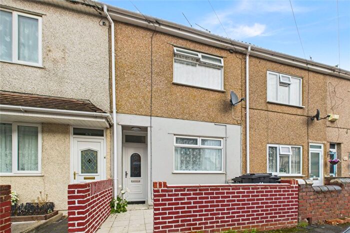 3 Bedroom Terraced House For Sale In Whiteman Street, Gorse Hill, Swindon, SN2