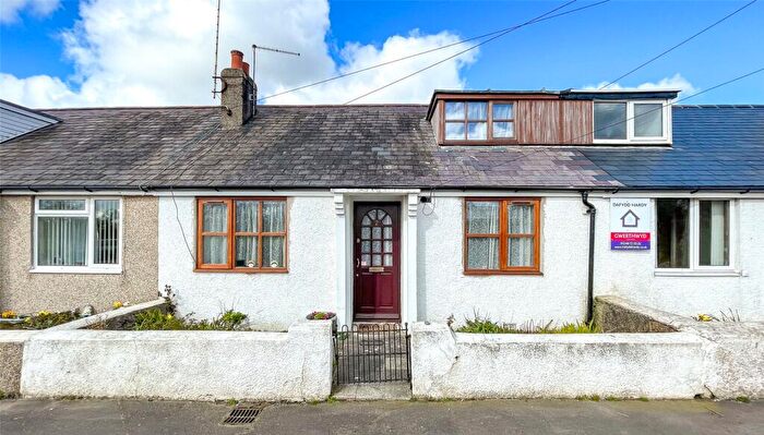 2 Bedroom House For Sale In Merddyn Gwyn, Brynsiencyn, Isle Of Anglesey, LL61