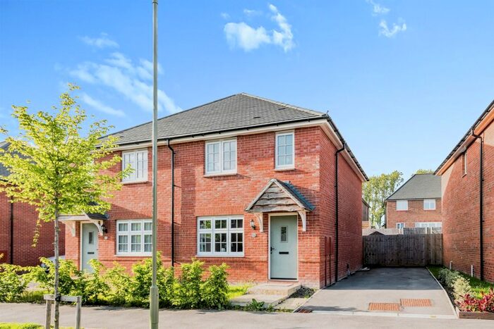 3 Bedroom Semi-Detached House For Sale In Mitchell Way, Milton, Abingdon, OX13