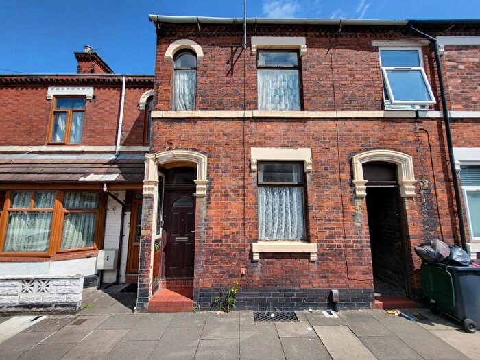 4 Bedroom Terraced House For Sale In Ashford Street, Shelton, Stoke-on-Trent, ST4