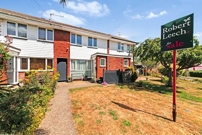 2 Bedroom Terraced House For Sale In Home Park, Oxted, RH8