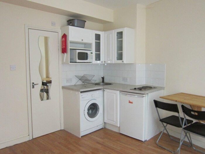 Terraced House To Rent In Blythe Road, London, W14