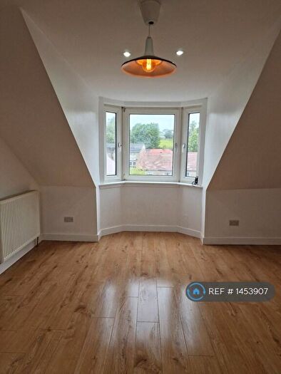 1 Bedroom Flat To Rent In Isles Street, Newmilns, KA16