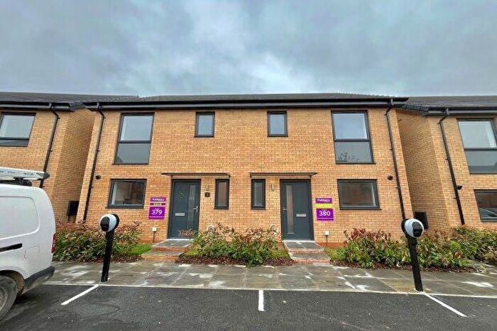 3 Bedroom Property To Rent In Hallikar Drive, Milton Keynes, MK8